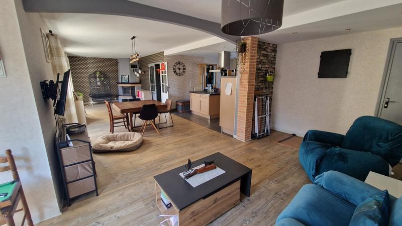 Maison - 187 m² - 6 pièces