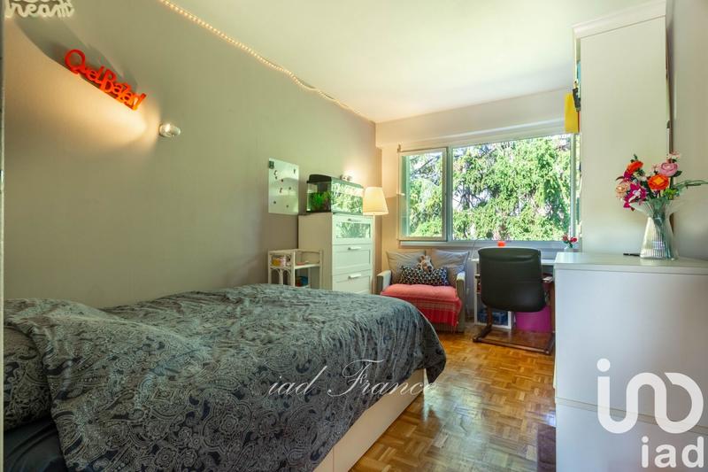 Appartement - 100 m² - 5 pièces