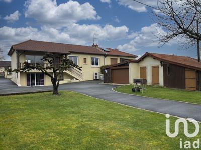 Maison - 88 m² - 6 pièces