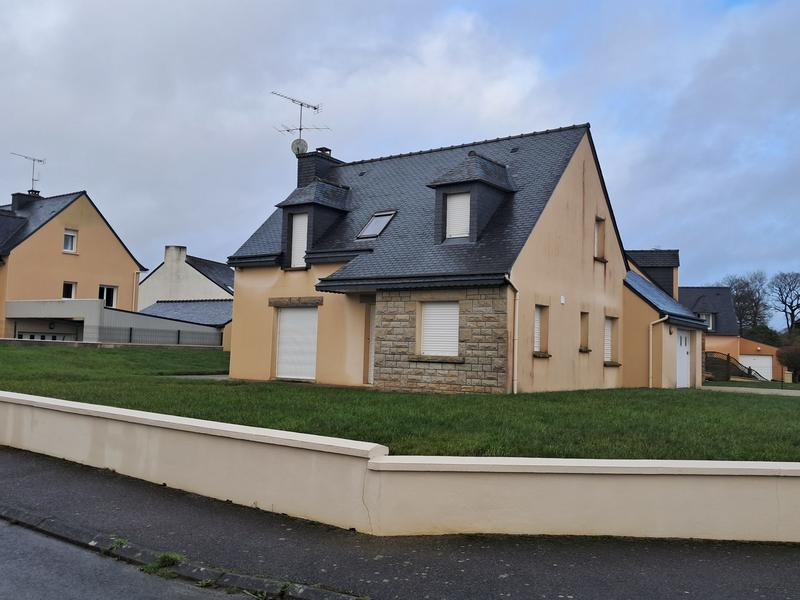 Maison - 105 m² - 5 pièces