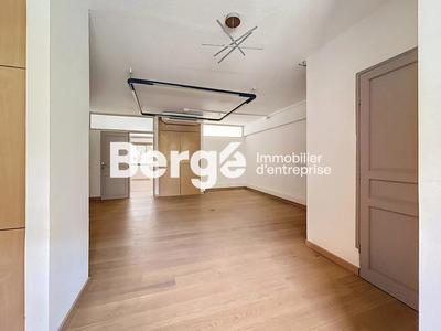 Bureau - 70 m² - 3 pièces