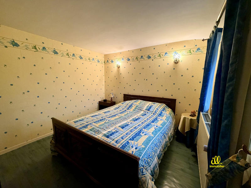 Maison - 139 m² - 6 pièces