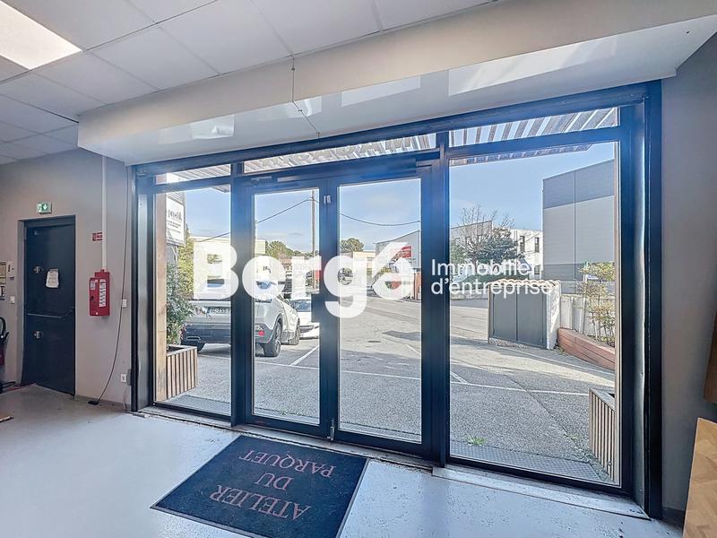 Entrepôt - 1 648 m²