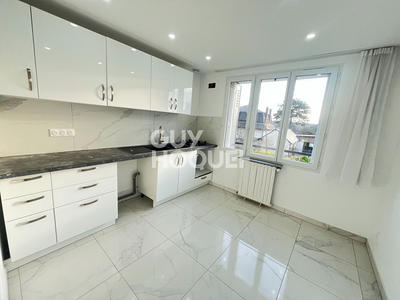 Maison - 105 m² - 7 pièces