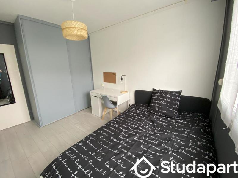Chambre - 12 m² - 1 pièce