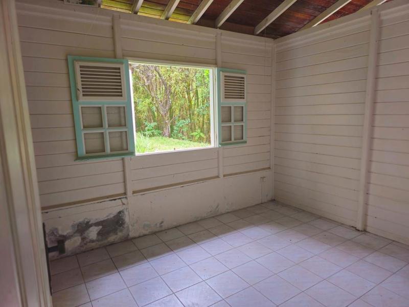 Maison de bois - 1 211 m² - 8 pièces