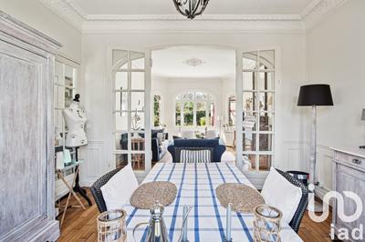 Maison - 171 m² - 6 pièces