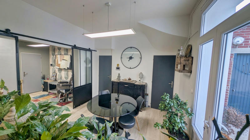 Maison - 96 m² - 4 pièces