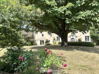 Maison de maîtres - 416 m² - 11 pièces