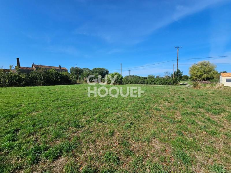 Terrain constructible - 1 634 m²