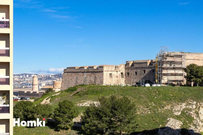 Appartement - 80 m² - 4 pièces