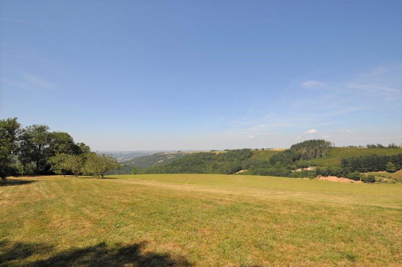 Maison de campagne - 700 m² - 8 pièces