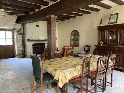 Maison - 167 m² - 7 pièces