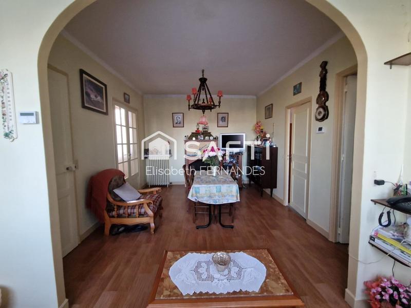 Maison - 96 m² - 6 pièces