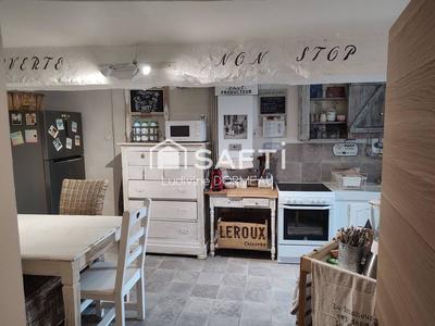 Maison - 90 m² - 4 pièces