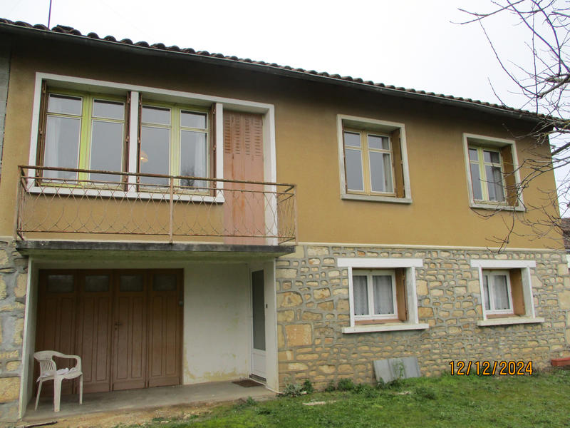 Maison - 90 m² - 7 pièces