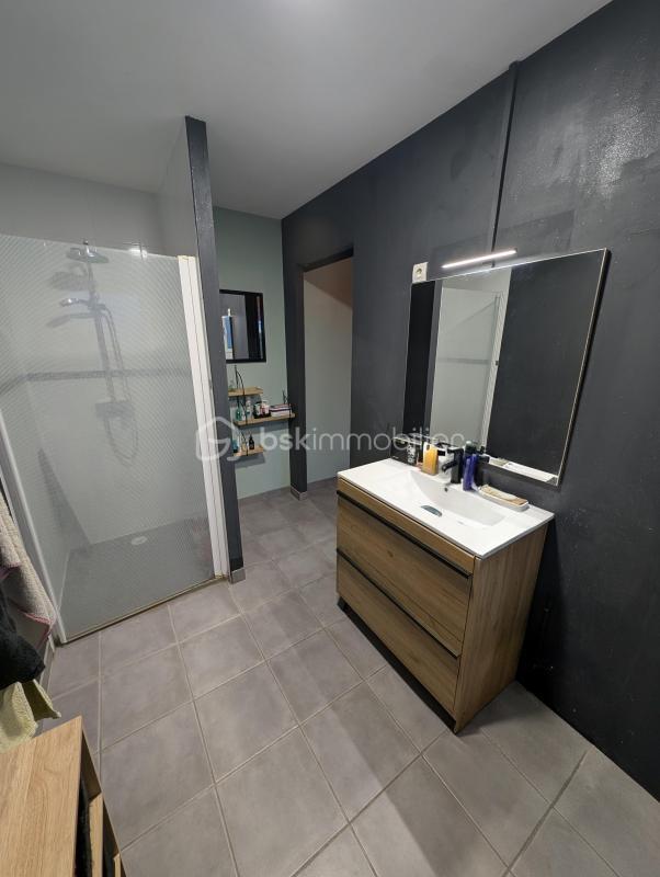 Pavillon - 168 m² - 7 pièces