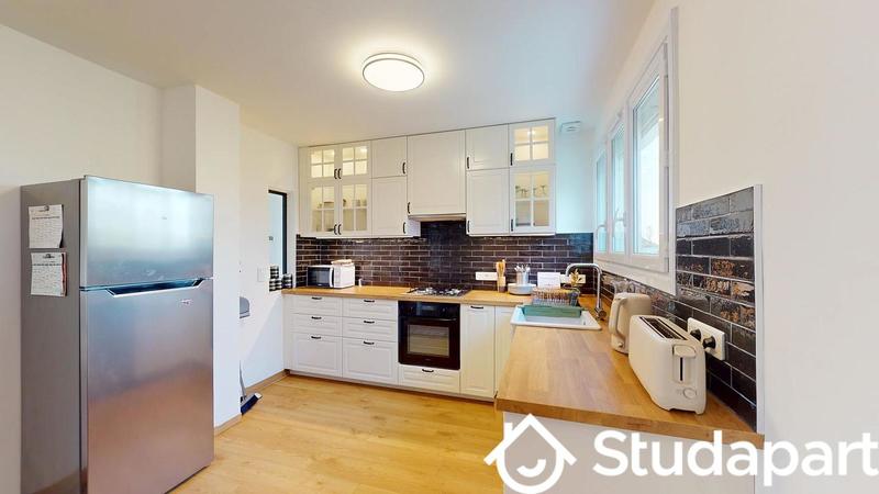 Chambre - 56 m² - 1 pièce