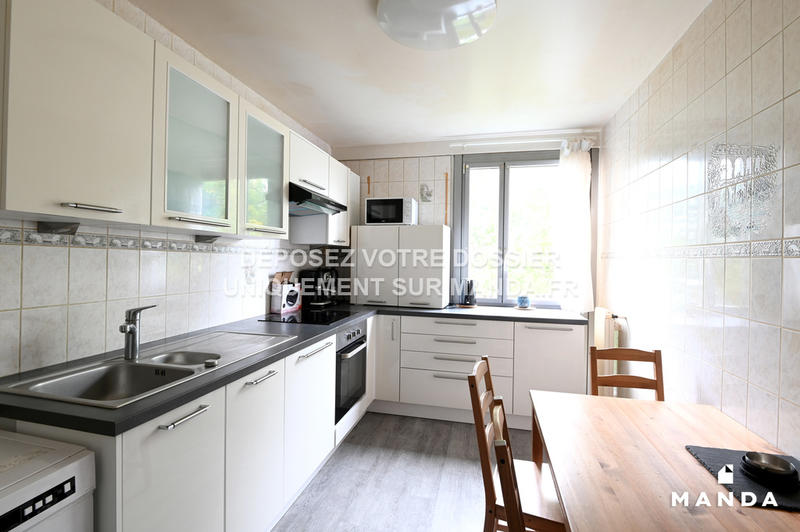 Chambre - 10 m² - 5 pièces