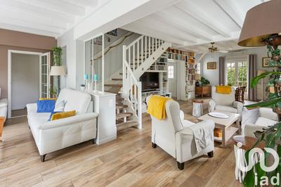 Maison - 175 m² - 7 pièces