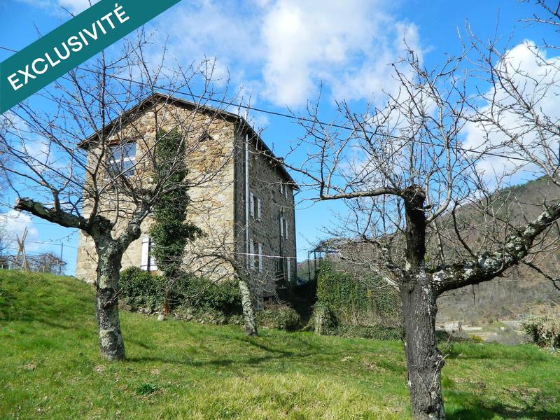 Maison - 166 m² - 10 pièces