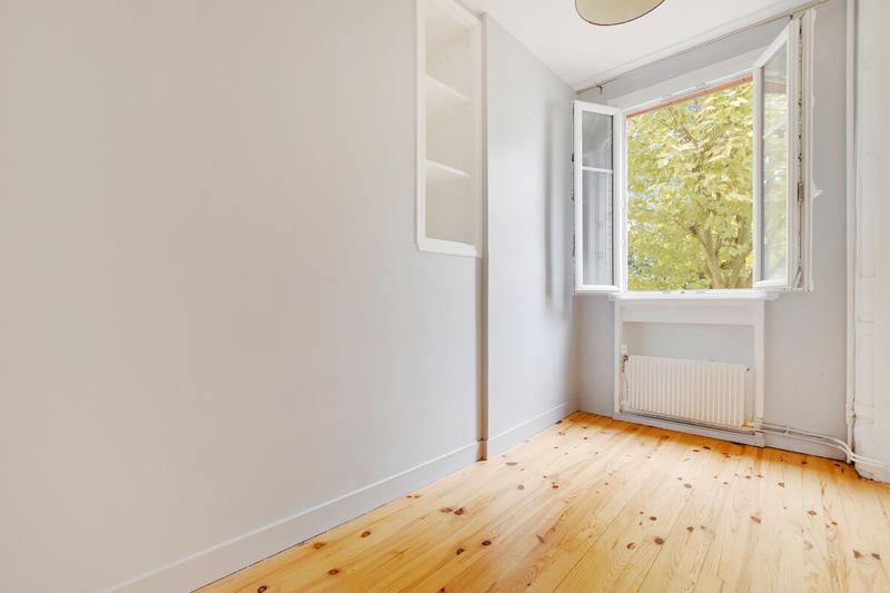 Appartement - 96 m² - 5 pièces