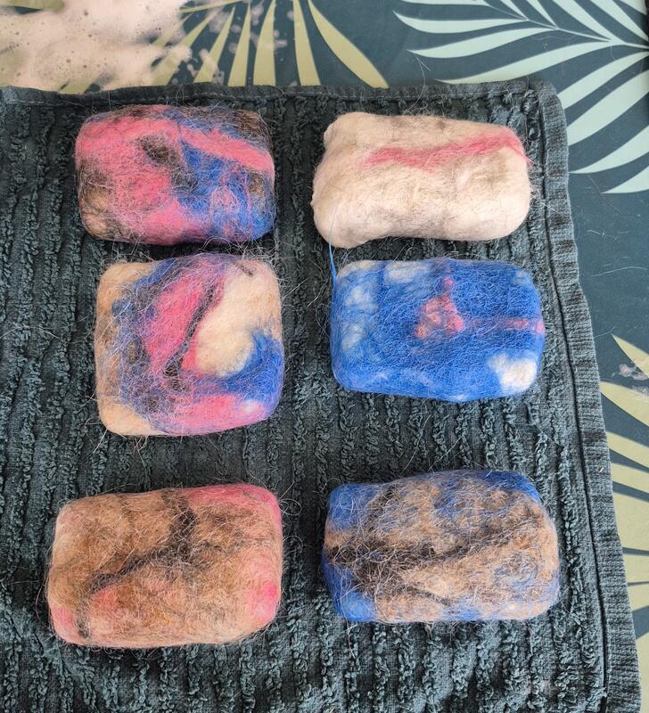 Atelier "fabrique ton savon feutré à la laine" chez Lama Émoi