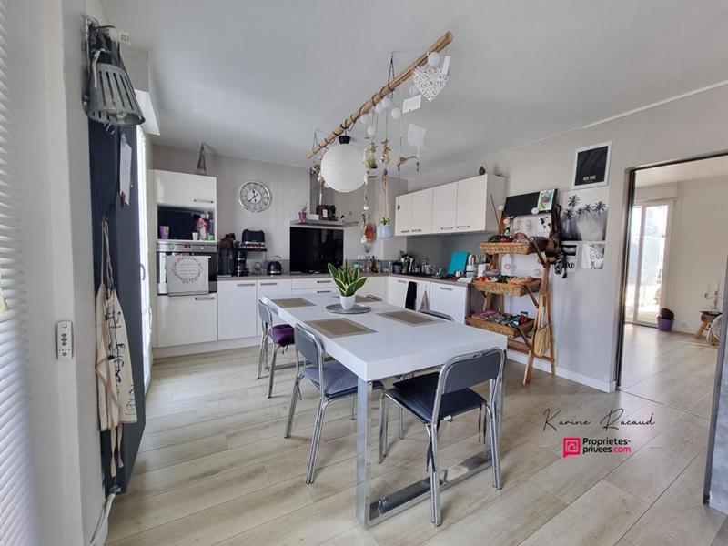 Maison - 98 m² - 5 pièces