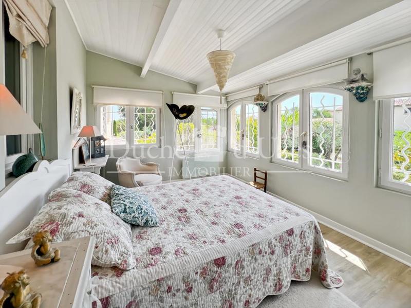 Maison - 166 m² - 5 pièces