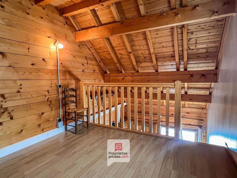 Maison - 159 m² - 6 pièces