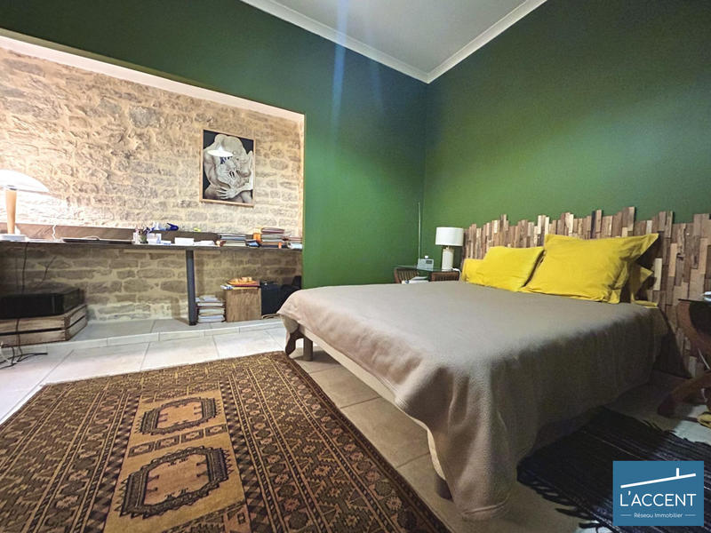 Appartement - 137 m² - 4 pièces