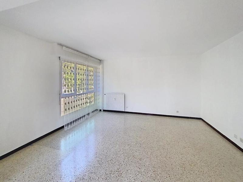 Appartement - 99 m² - 5 pièces