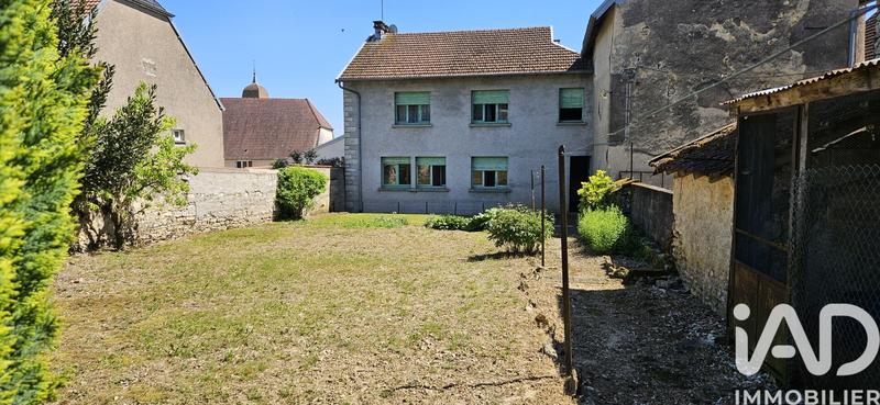 Maison - 140 m² - 5 pièces