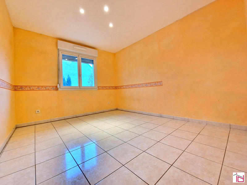 Maison - 137 m² - 7 pièces