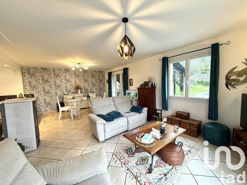 Maison - 140 m² - 5 pièces