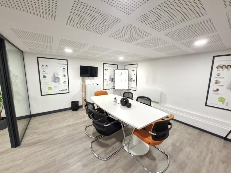 Local commercial - 78 m² - 4 pièces