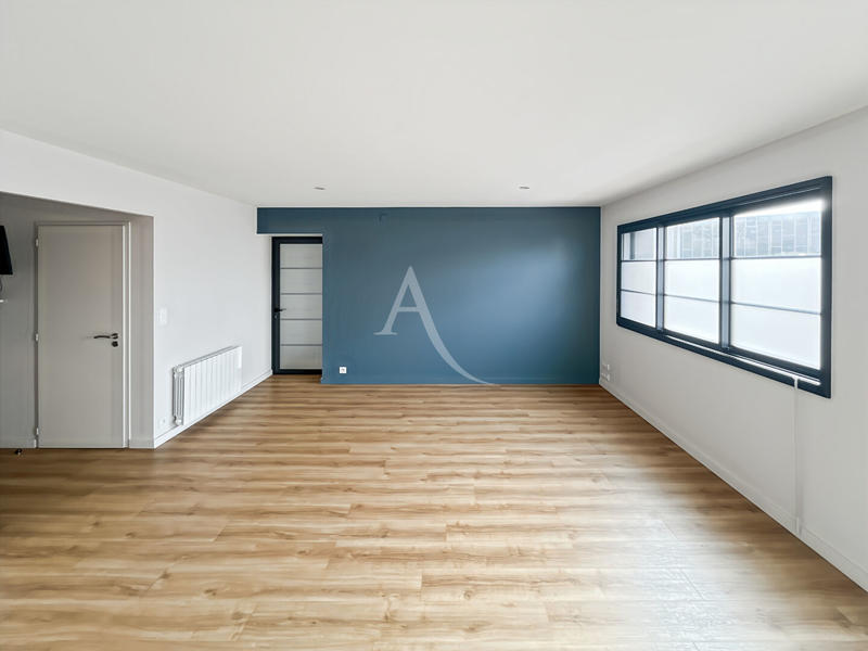 Local commercial - 155 m²