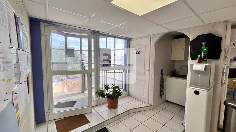 Immeuble - 330 m² - 15 pièces