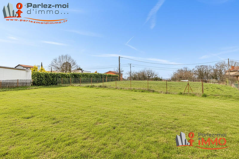 Terrain - 745 m²