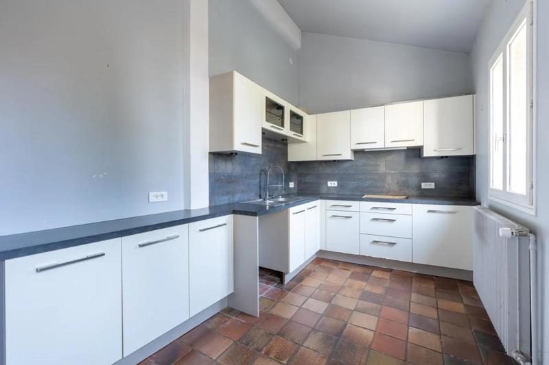 Maison - 196 m² - 7 pièces