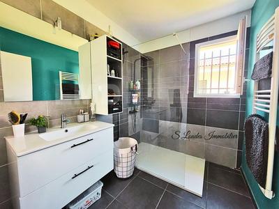 Maison traditionnelle - 88 m² - 3 pièces