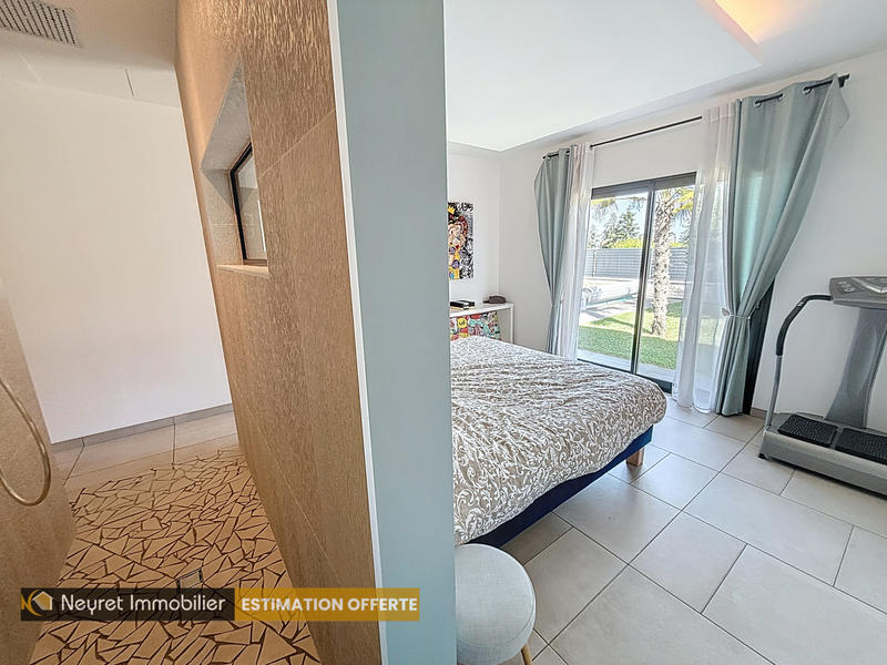 Villa - 226 m² - 8 pièces