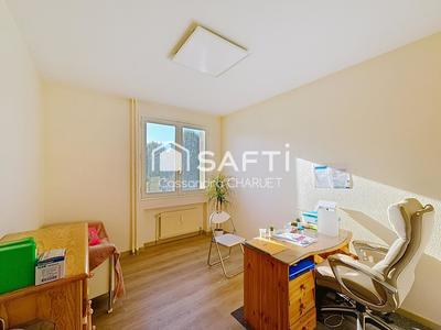 Appartement - 77 m² - 3 pièces