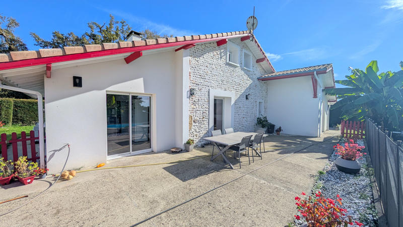 Maison - 130 m² - 6 pièces