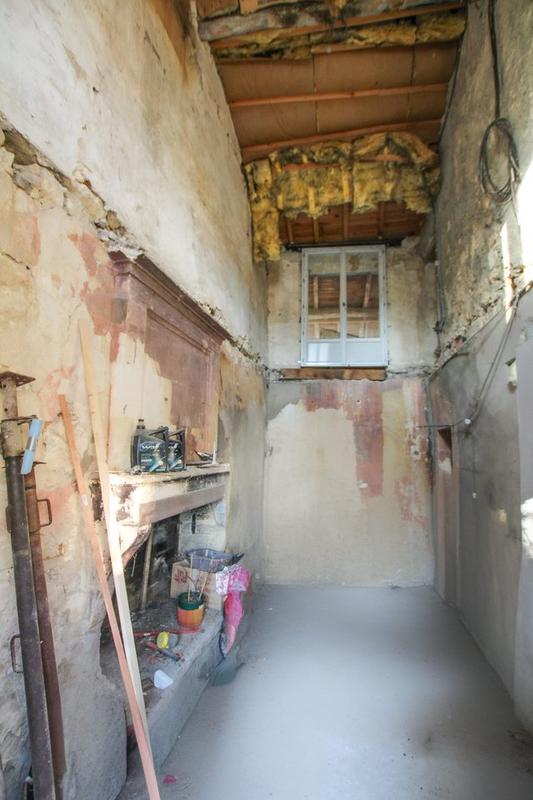 Maison - 228 m² - 9 pièces