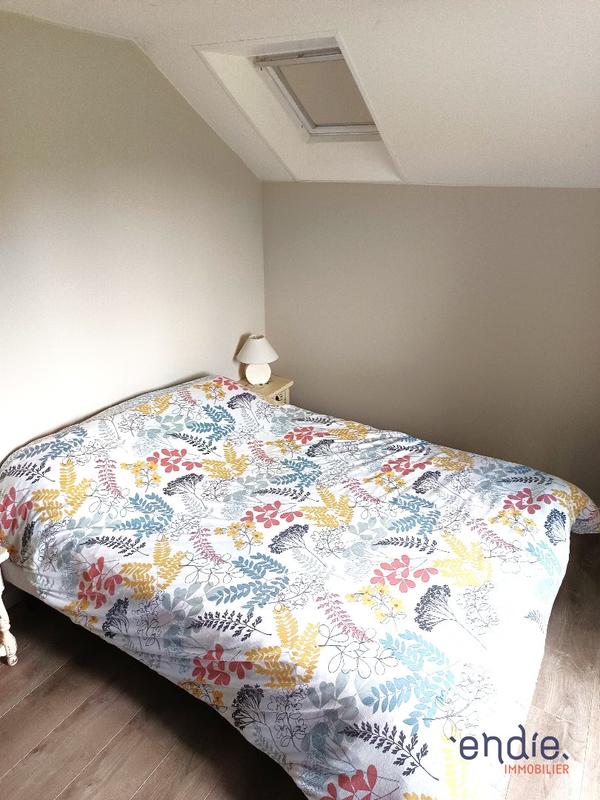 Maison - 200 m² - 8 pièces