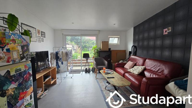 Chambre - 10 m² - 1 pièce