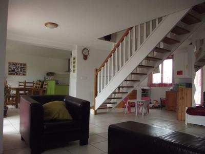 Maison traditionnelle - 134 m² - 6 pièces