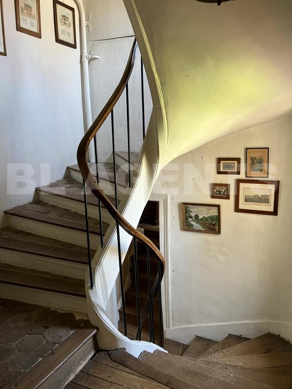 Maison - 156 m² - 7 pièces