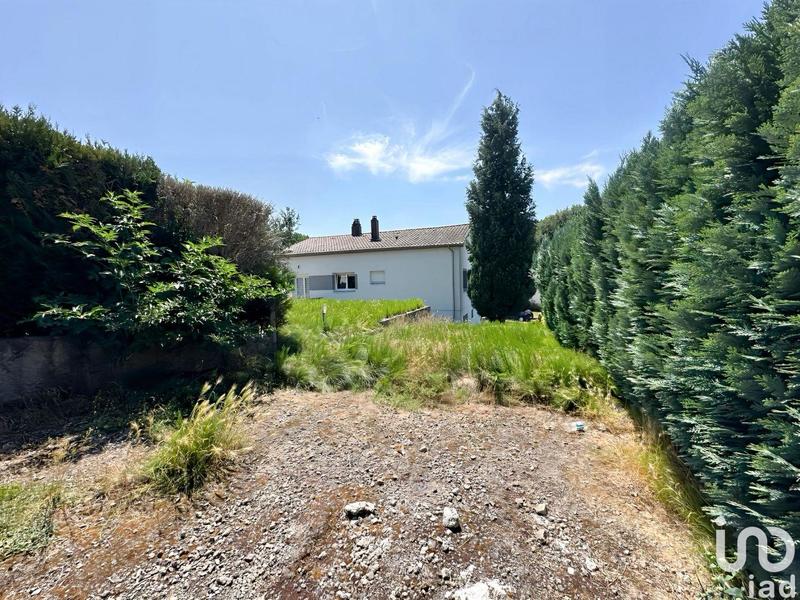 Maison - 95 m² - 4 pièces